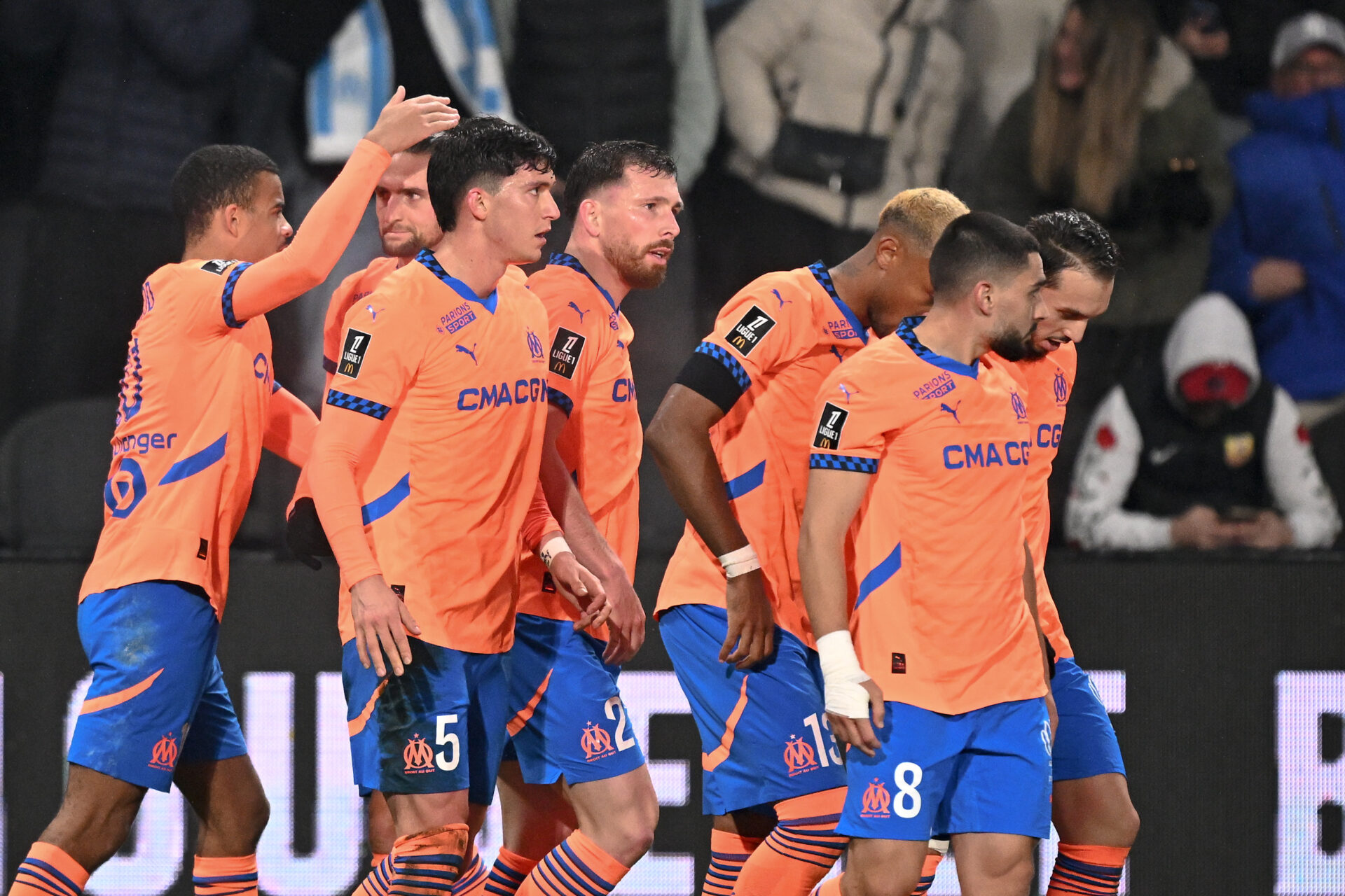 L'OM S'impose 2-0 à Angers : Analyse d'une Victoire Détachée et d'une Deuxième Place Solidifiée