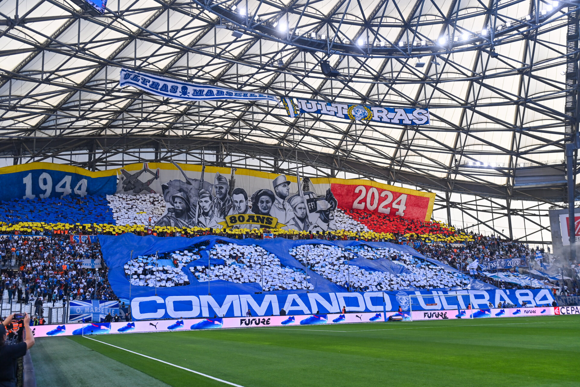 OM écrase Saint-Etienne 5-1 : Le Match Choc au Vélodrome